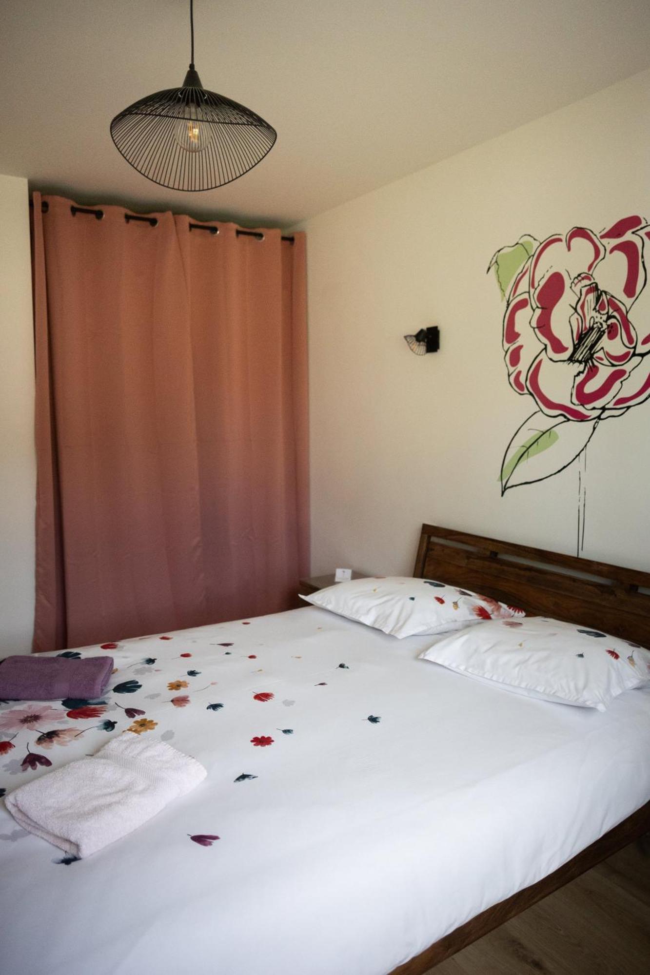 Hotel Aux Coquelicots Sauvages Pont-Saint-Martin Zewnętrze zdjęcie